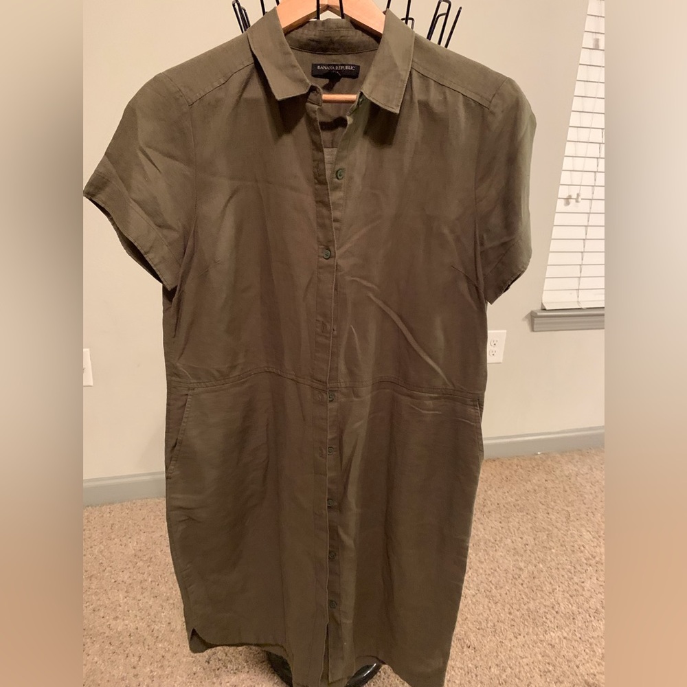 Banana Republic Hunter Green Linen Dress